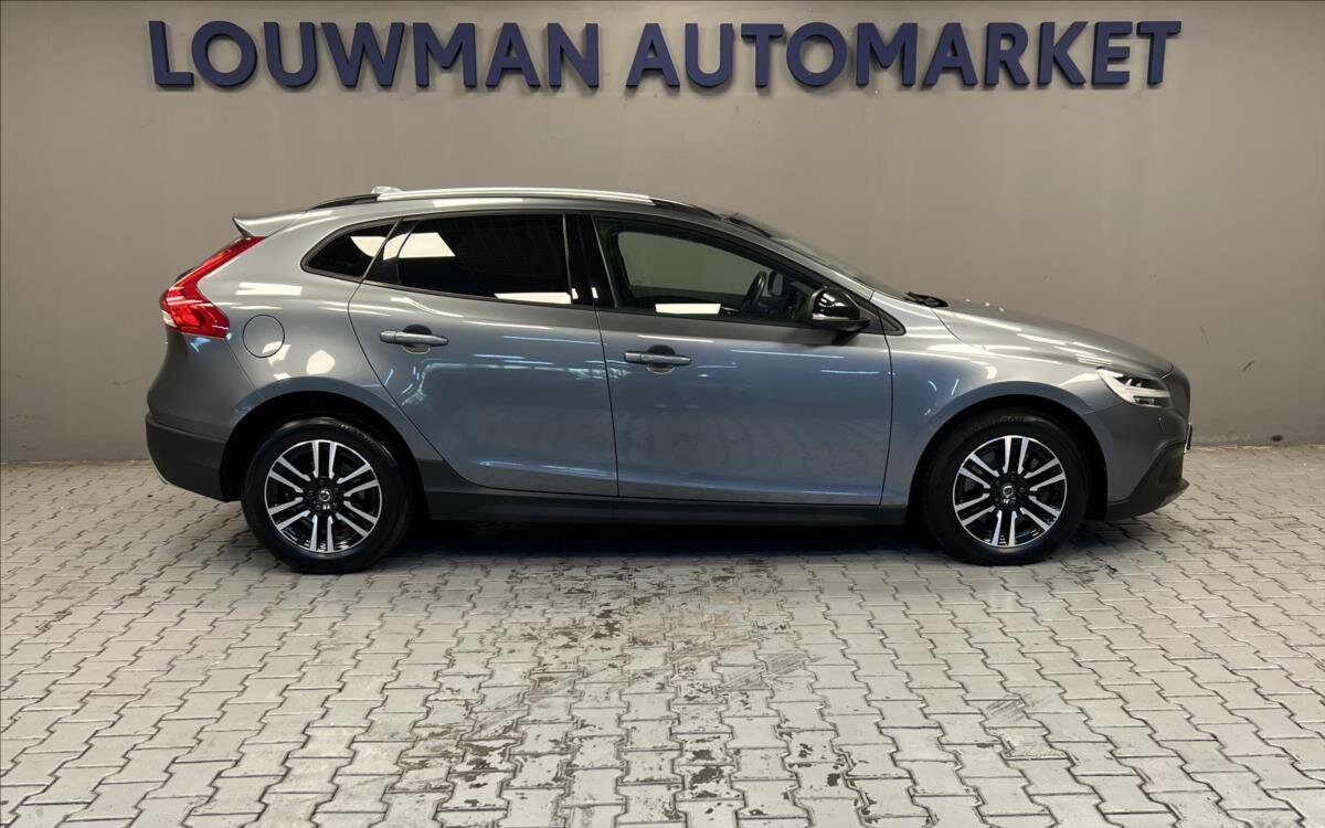 Volvo V40 Kombi 2,0 l 110 kw