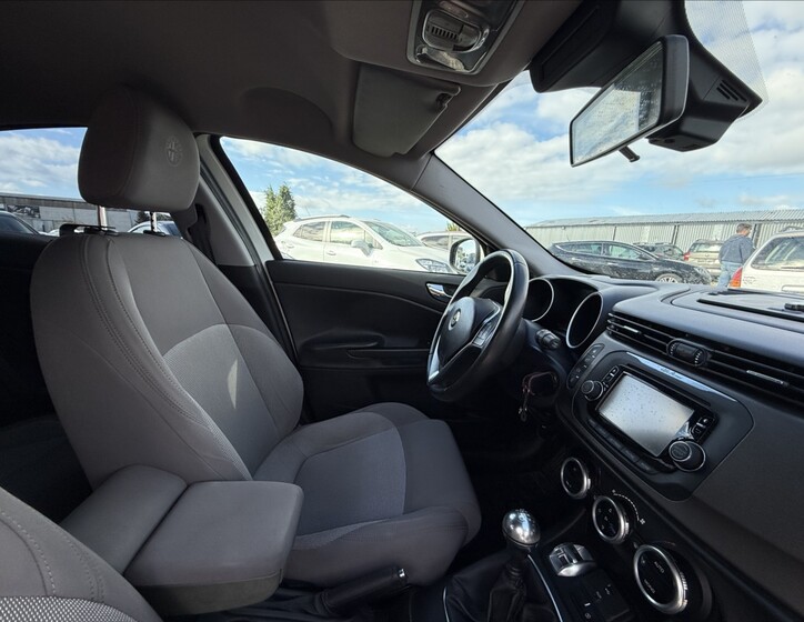 Alfa Romeo Giulietta 26