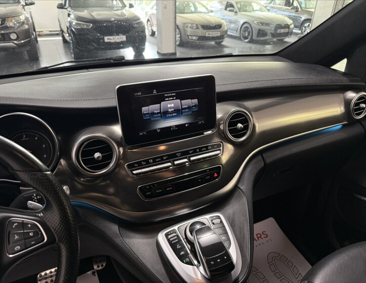 Mercedes-Benz Třídy V 13