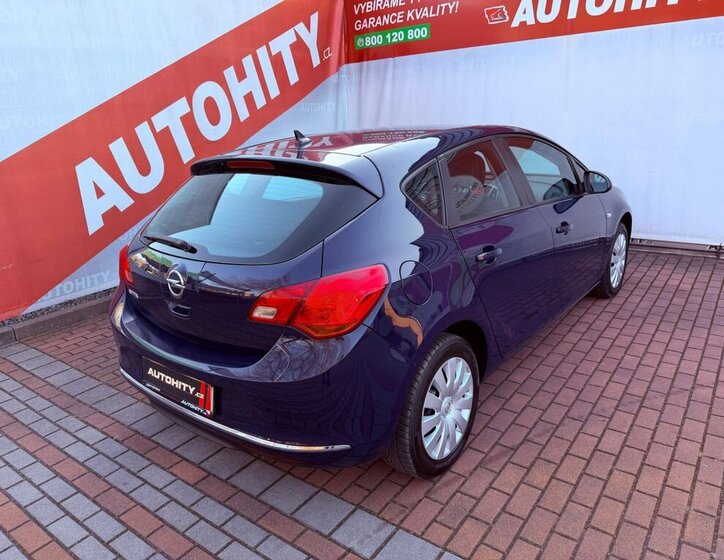 Opel Astra Hatchback 1,4 l 74 kw