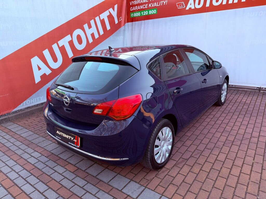 Opel Astra Hatchback 1,4 l 74 kw