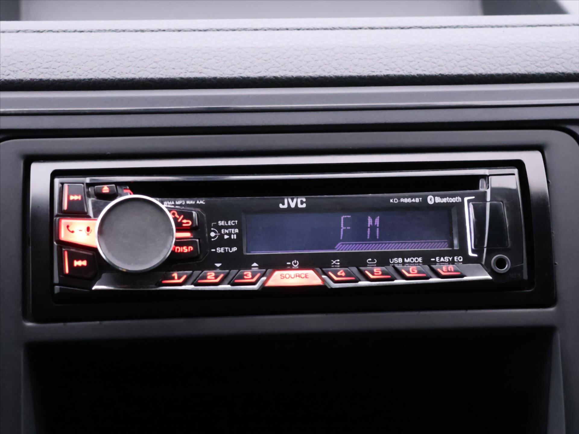 Volkswagen Transporter Kombi 2,0 l 75 kw