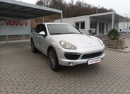 Porsche Cayenne Kombi 3,0 l 180 kw