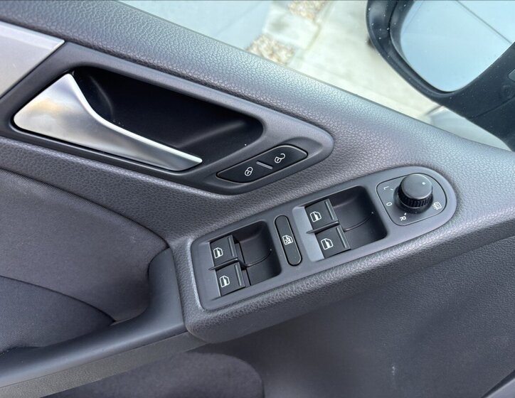 Volkswagen Golf Hatchback 1,2 l 77 kw