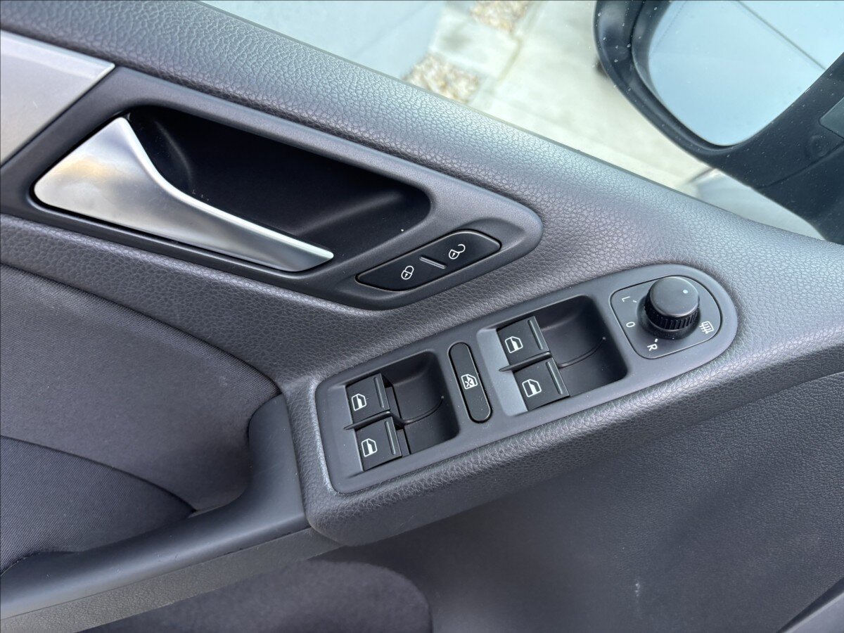 Volkswagen Golf Hatchback 1,2 l 77 kw