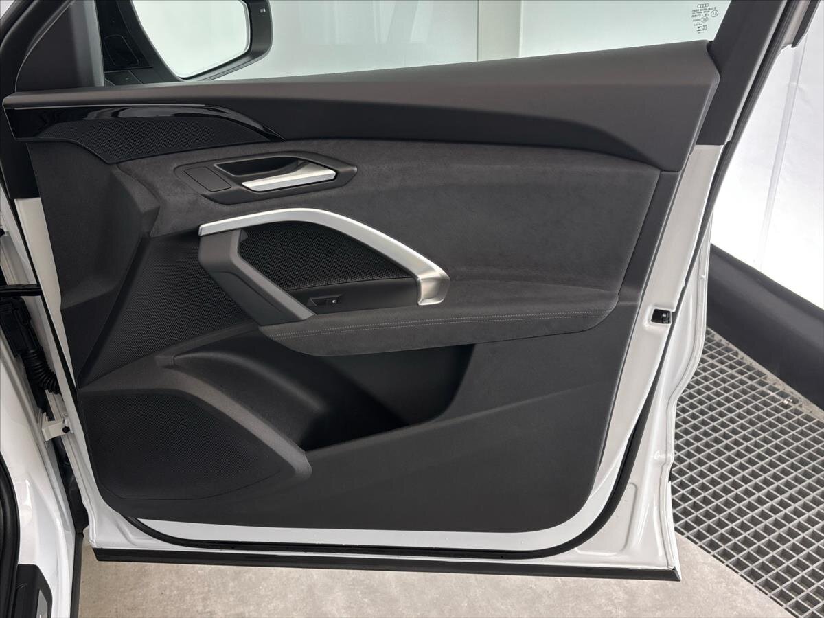 Audi Q5 SUV / Terénní 2,0 l 150 kw