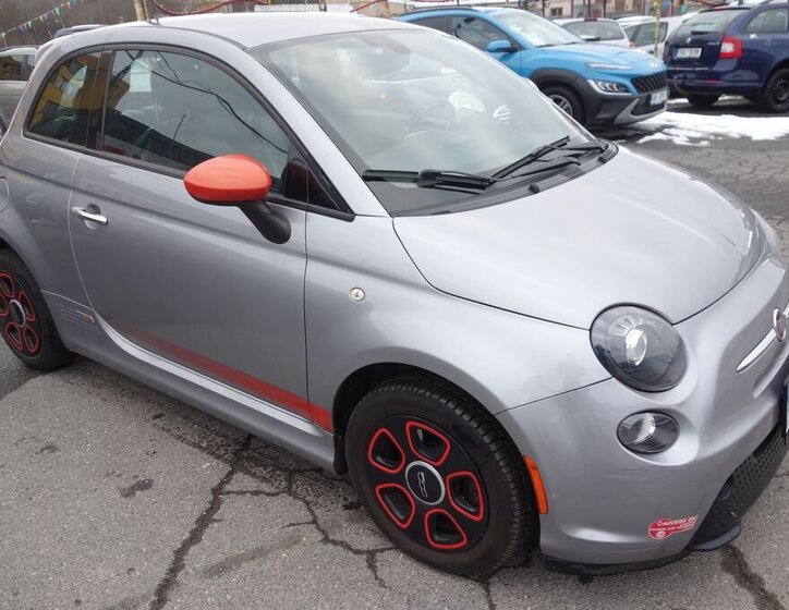 Fiat 500e 3
