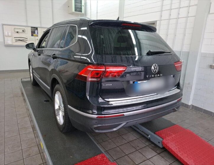 Volkswagen Tiguan Allspace SUV / Terénní 2,0 l 110 kw