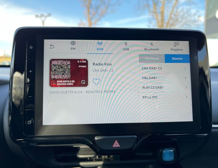 Toyota Yaris Cross 18