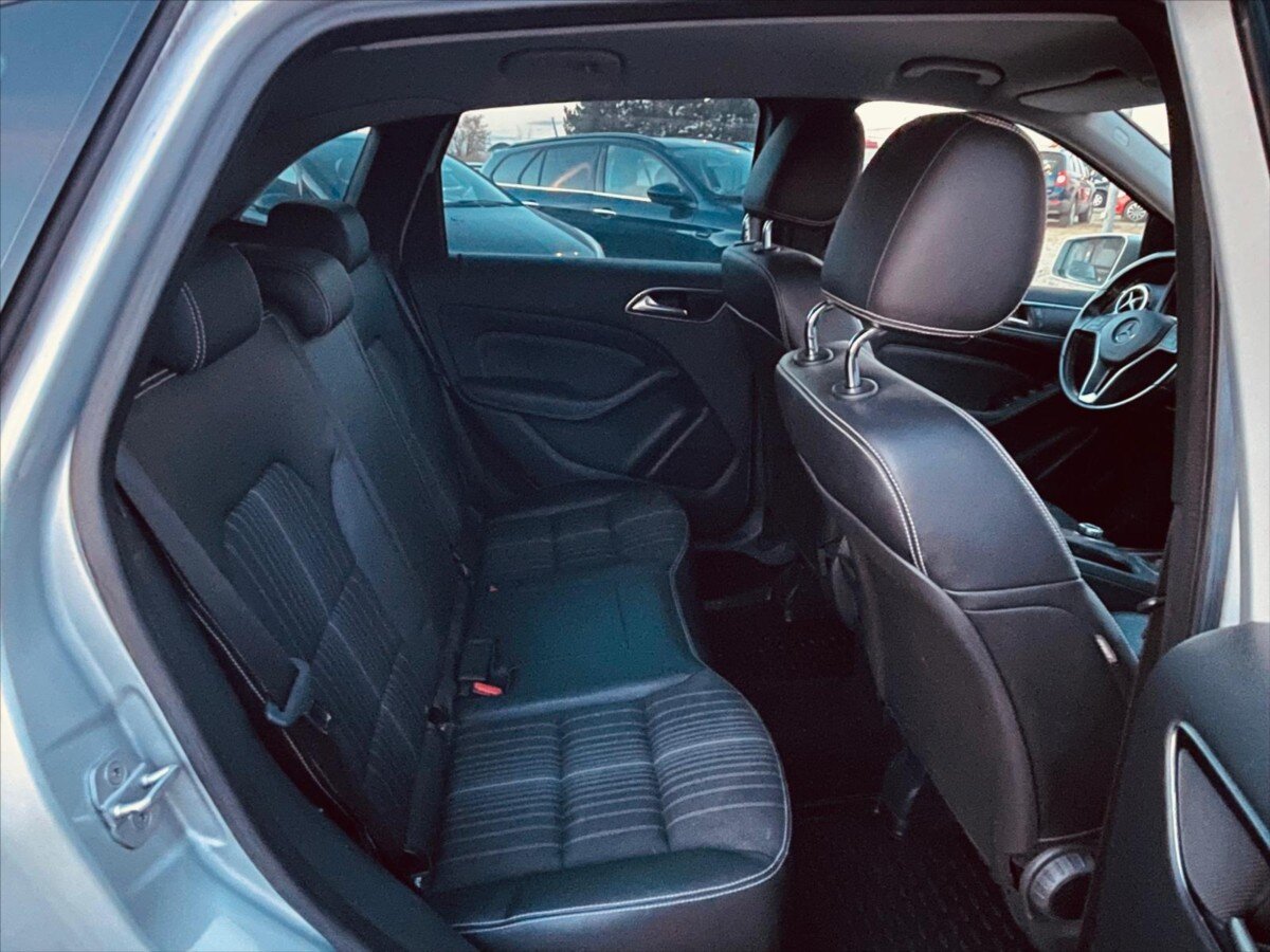 Mercedes-Benz Třídy B MPV 1,6 l 138 kw