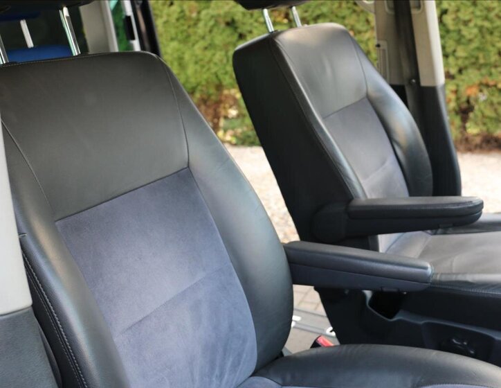 Volkswagen Multivan MPV 2,5 l 128 kw