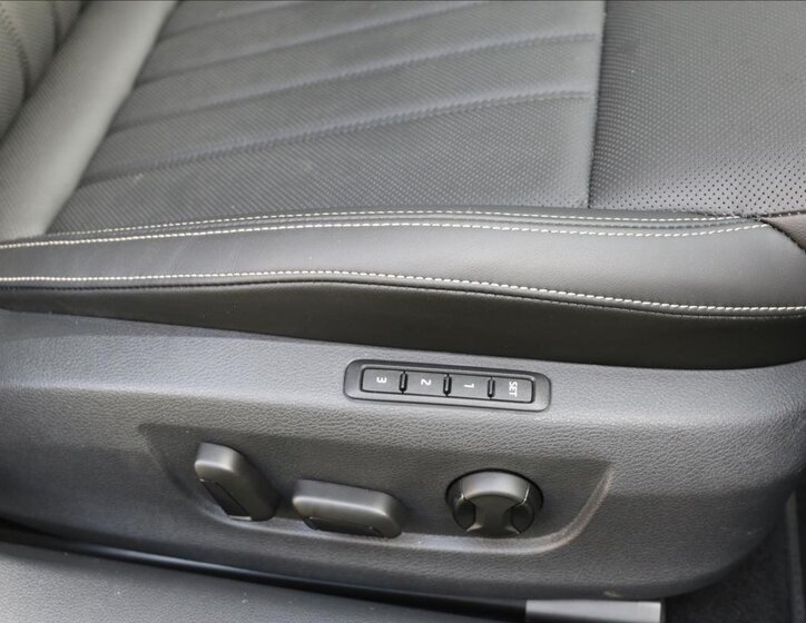 Škoda Superb Kombi 2,0 l 147 kw