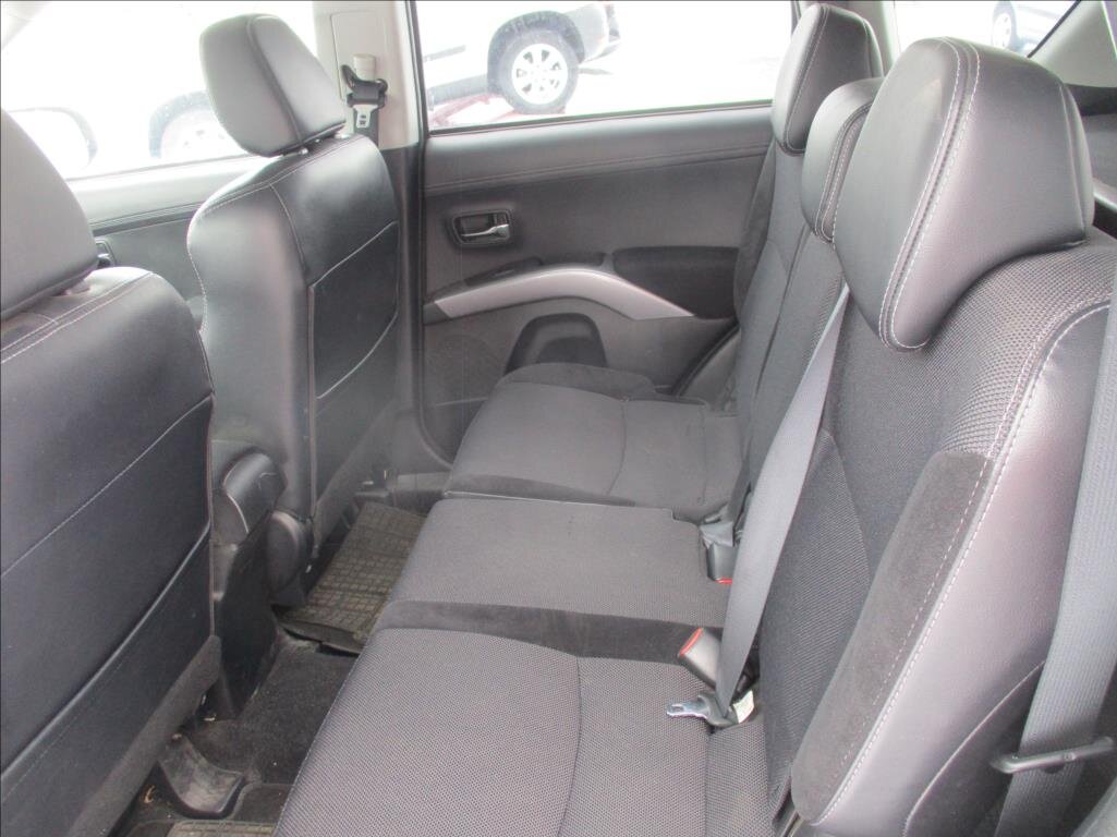 Mitsubishi Outlander SUV 2,2 l 115 kw