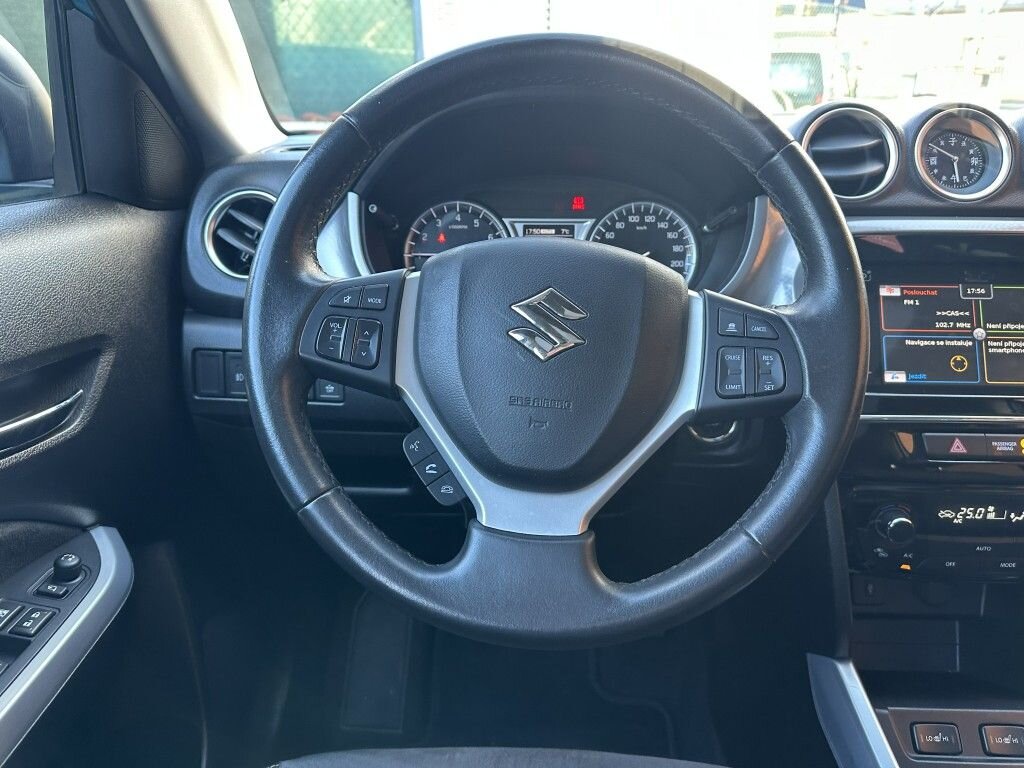 Suzuki Vitara Hatchback 1,6 l 88 kw