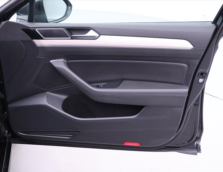 Volkswagen Passat Kombi 2,0 l 110 kw