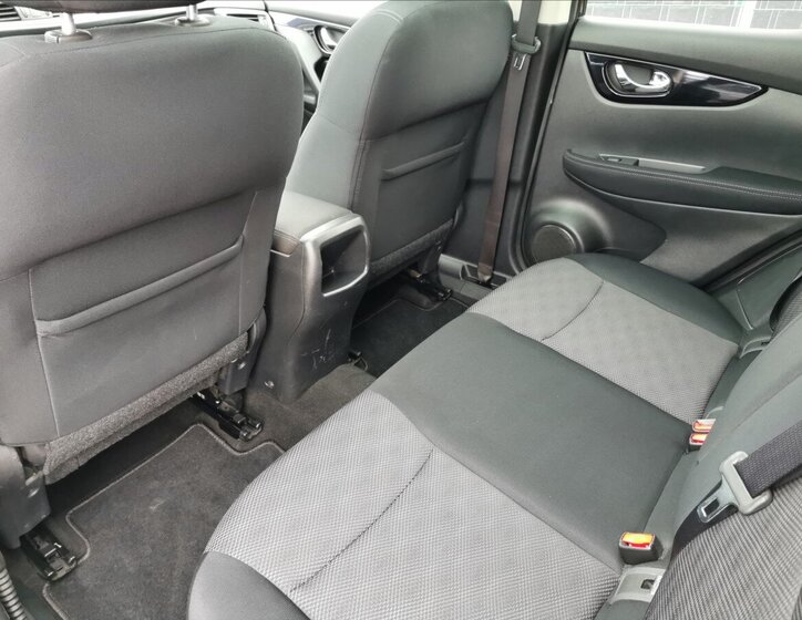 Nissan Qashqai SUV 1,6 l 96 kw