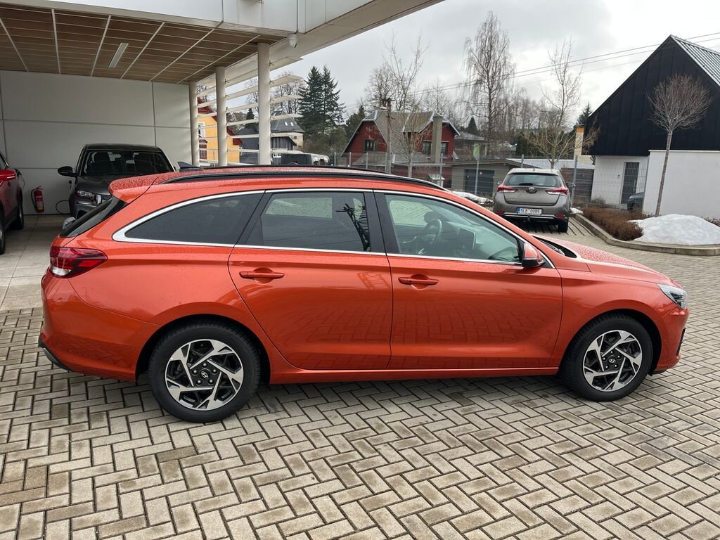 Hyundai i30 Kombi 998,0 73 kw