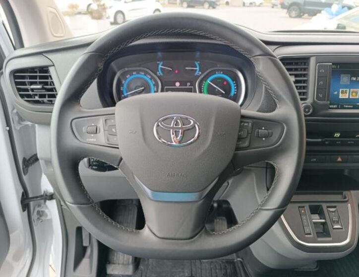 Toyota ProAce 23