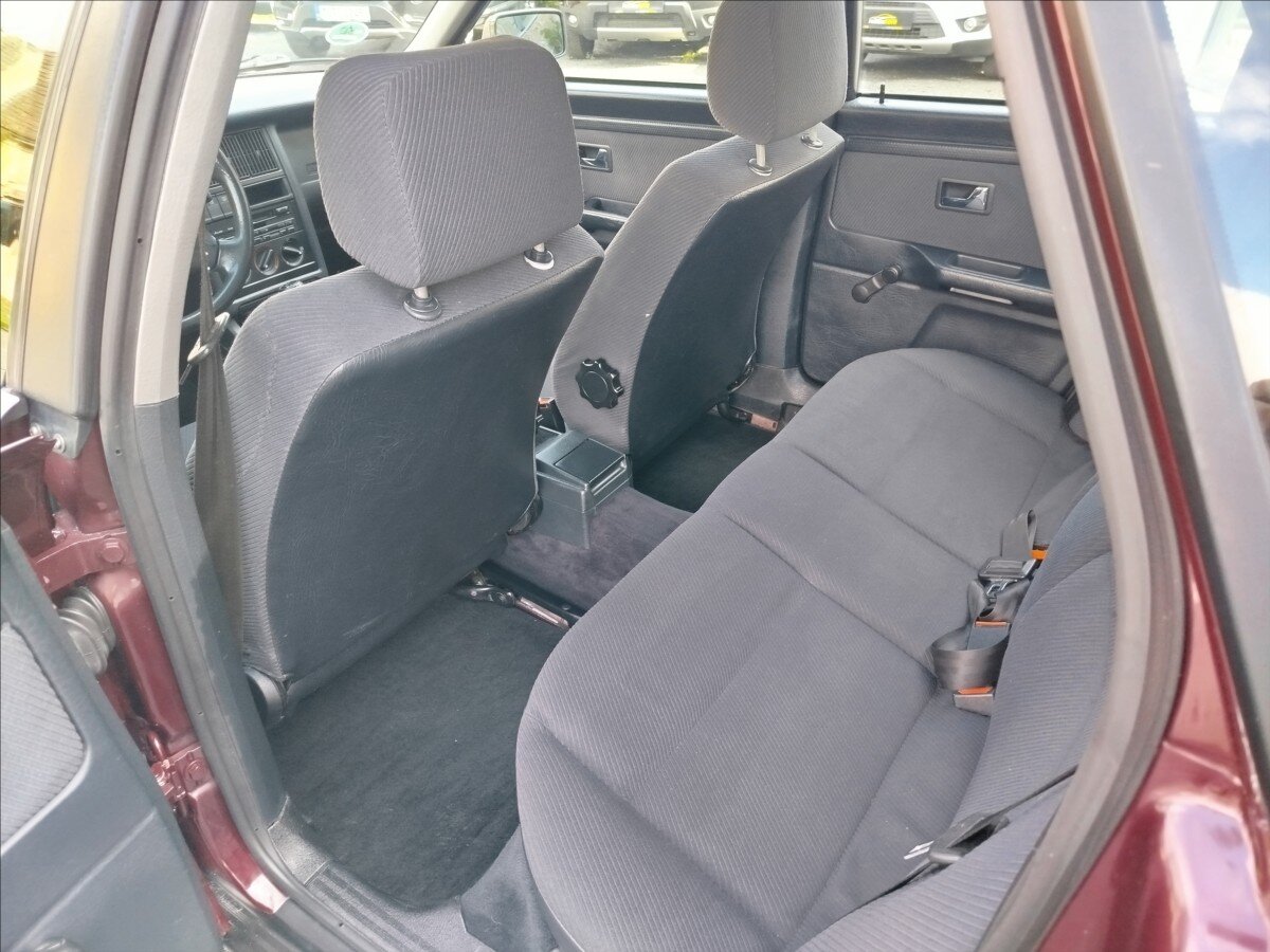 Audi 80 Sedan / Limuzína 2,0 l 66 kw