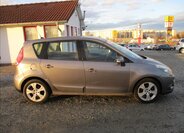 Renault Scénic Kombi 1,5 l 81 kw