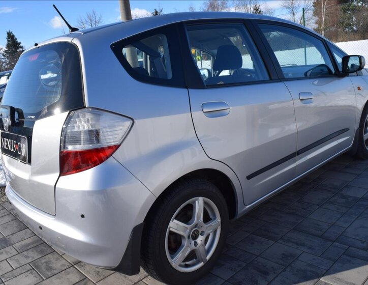 Honda Jazz Hatchback 1,2 l 66 kw