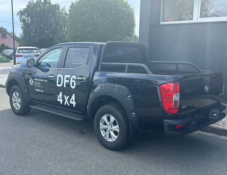 Dongfeng Ostatní Pick-up 2,3 l 120 kw