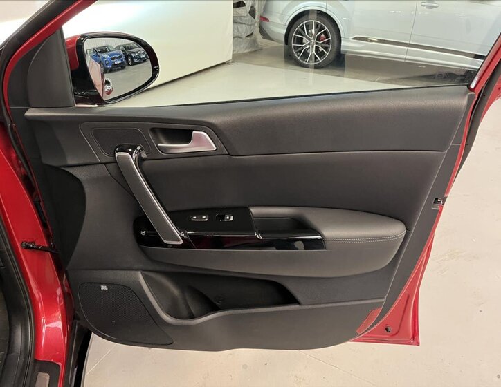 KIA Sportage SUV 1,6 l 100 kw