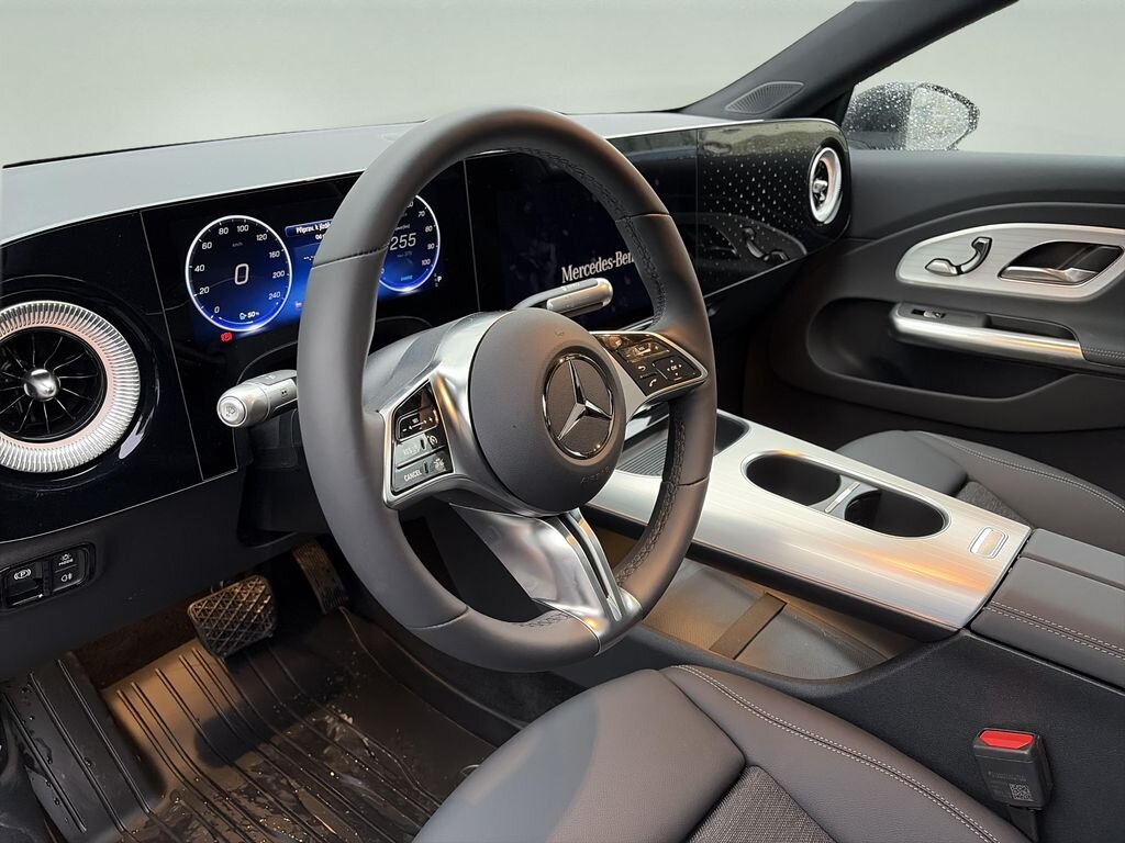 Mercedes-Benz CLA Sedan 0,0 260 kw