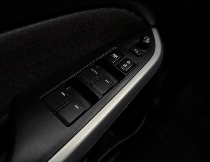 Suzuki Vitara SUV / Terénní 1,6 l 88 kw