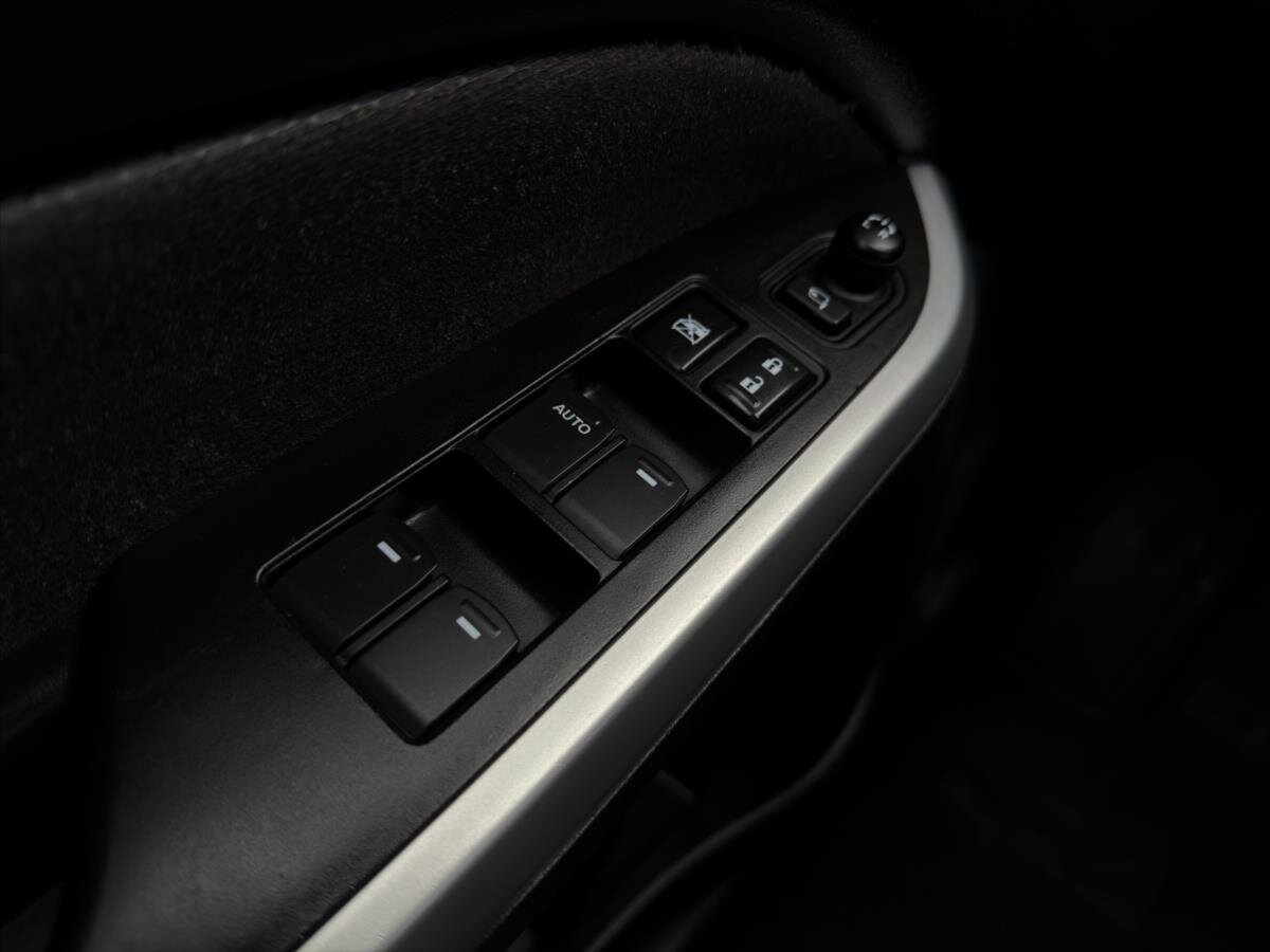 Suzuki Vitara SUV / Terénní 1,6 l 88 kw