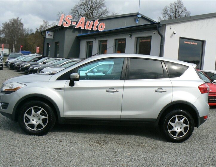 Ford Kuga SUV / Terénní 2,0 l 100 kw