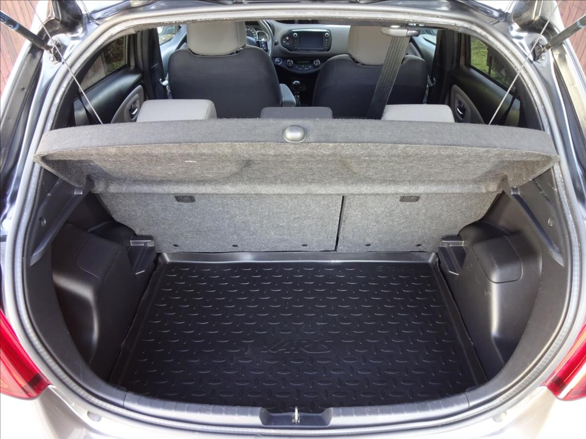 Toyota Yaris Kombi 1,3 l 73 kw