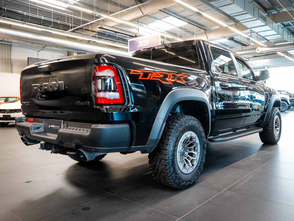 Dodge RAM Pick-up 6,2 l 523 kw