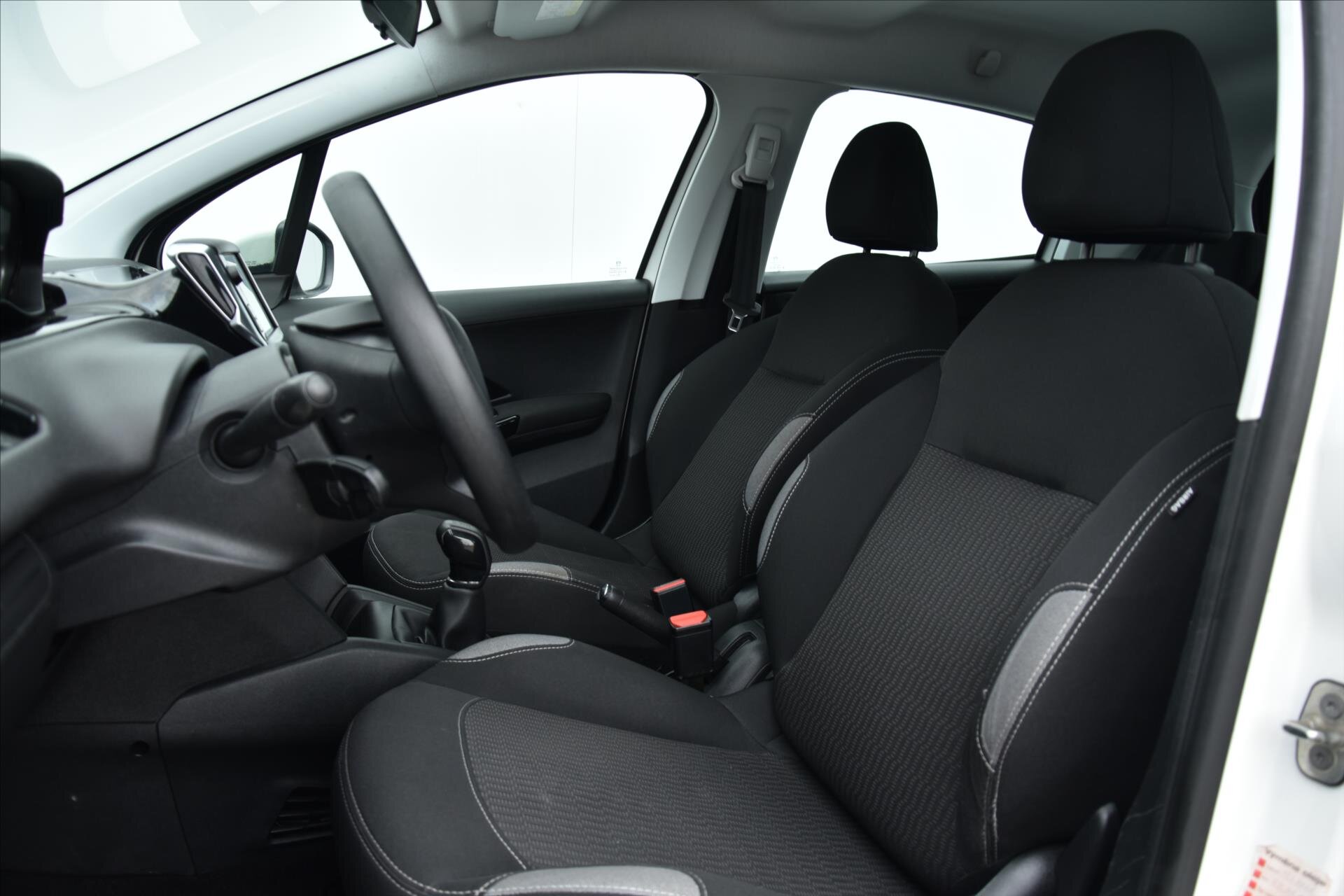 Peugeot 208 Hatchback 1,2 l 60 kw