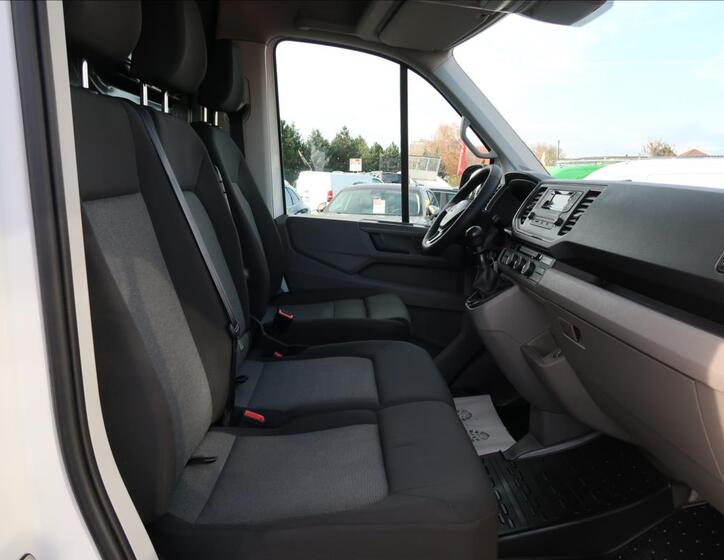 Volkswagen Crafter 13