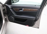 Mercedes-Benz Třídy C Sedan / Limuzína 2,1 l 125 kw
