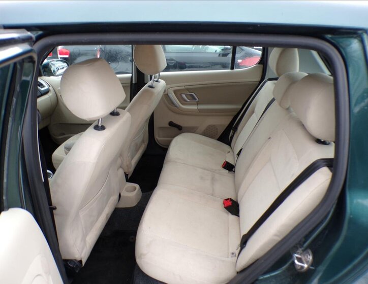 Škoda Fabia Hatchback 1,6 l 77 kw