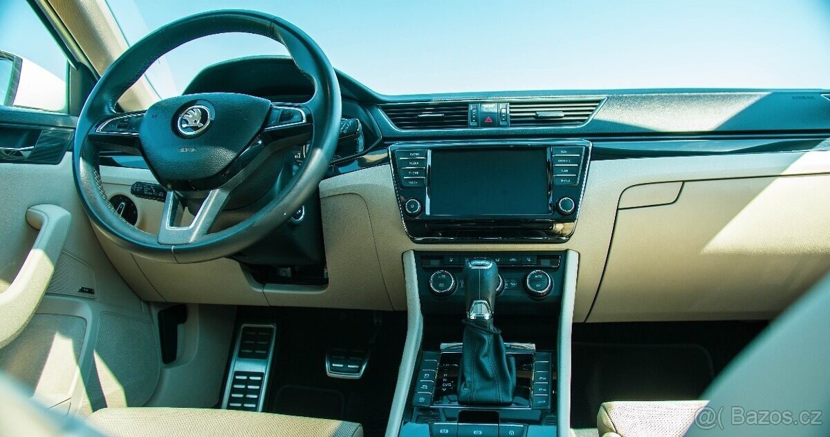 Škoda Superb Kombi 0,0 235 kw