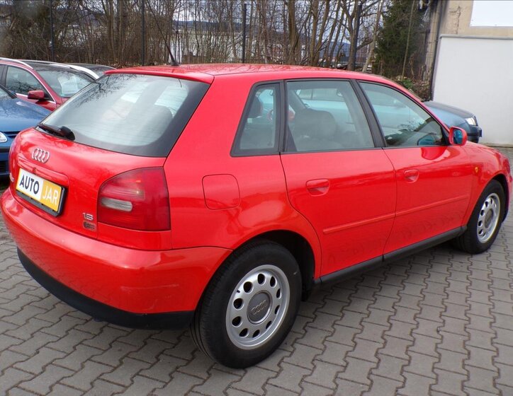 Audi A3 Hatchback 1,6 l 74 kw