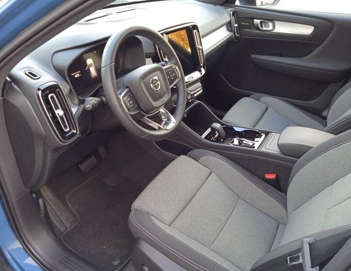 Volvo XC40 SUV 2,0 l 120 kw