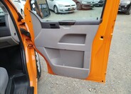 Volkswagen Transporter 18