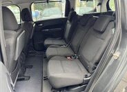 Peugeot 5008 Kombi 2,0 l 110 kw