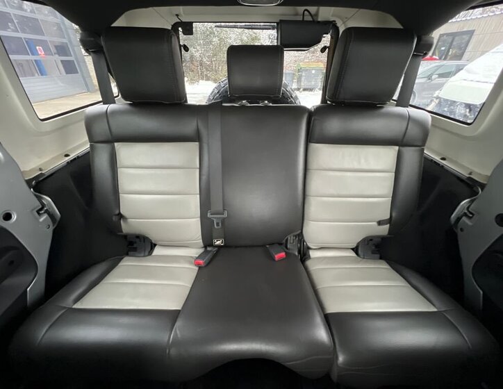 Jeep Wrangler SUV 2,8 l 130 kw