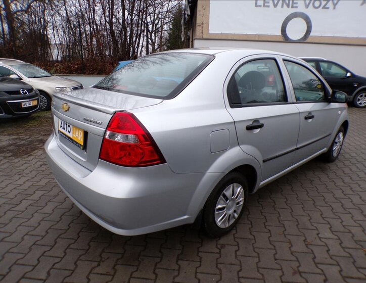 Chevrolet Aveo 5