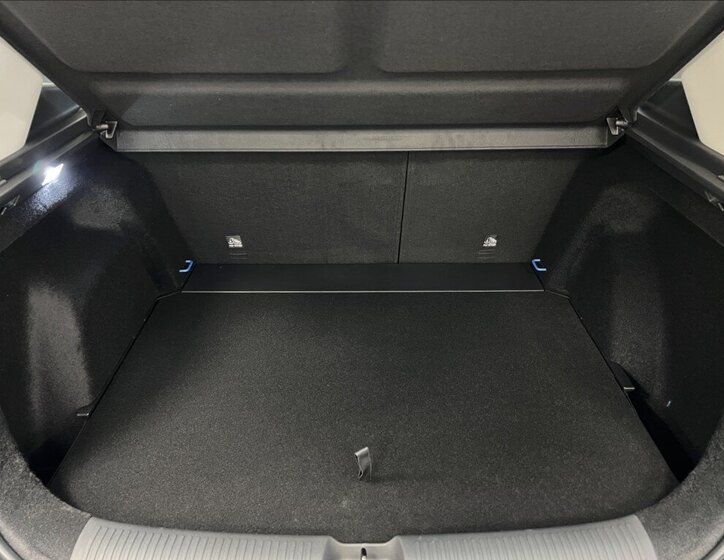 MG ZS SUV / Terénní 1,5 l 145 kw