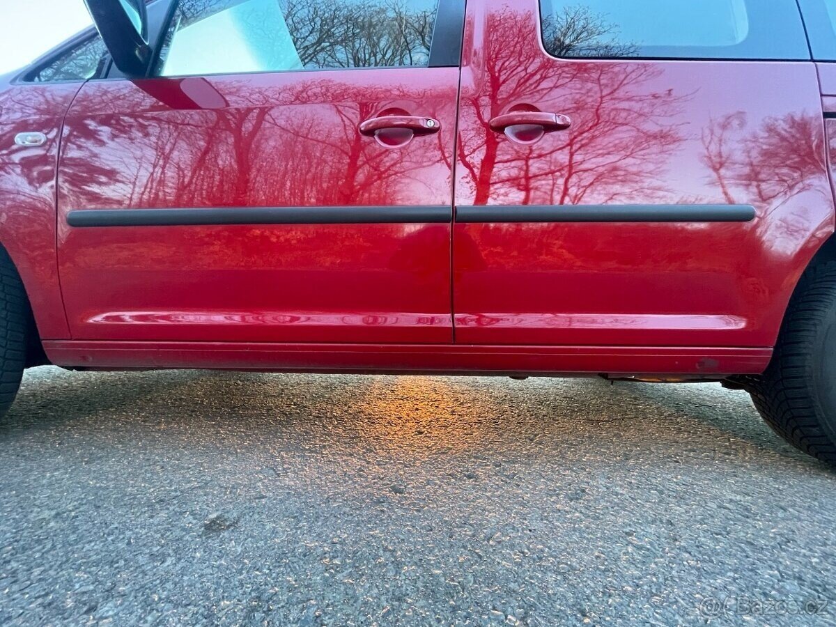 Volkswagen Caddy Kombi 1,6 l 75 kw