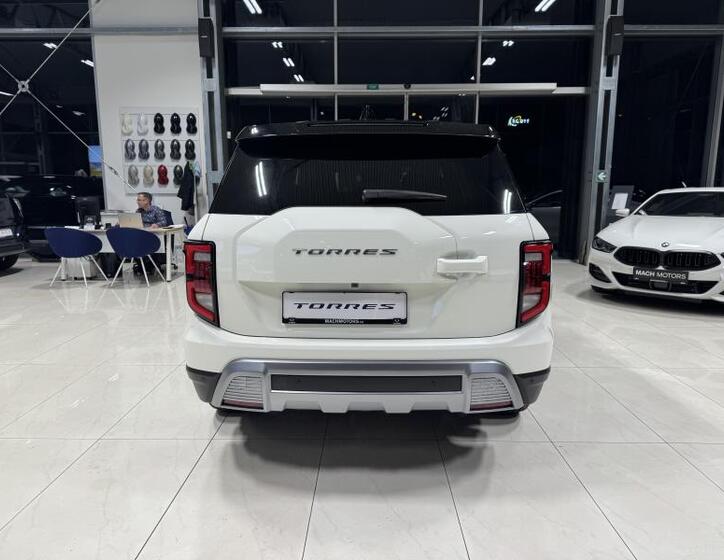SsangYong Torres 6