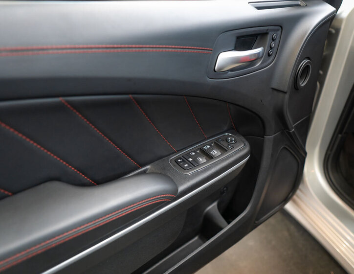 Dodge Charger Sedan 6,4 l 362 kw