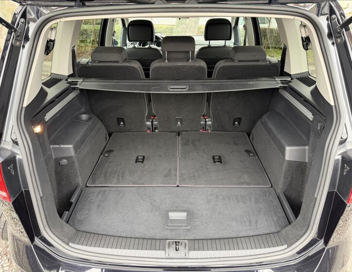 Volkswagen Touran 30