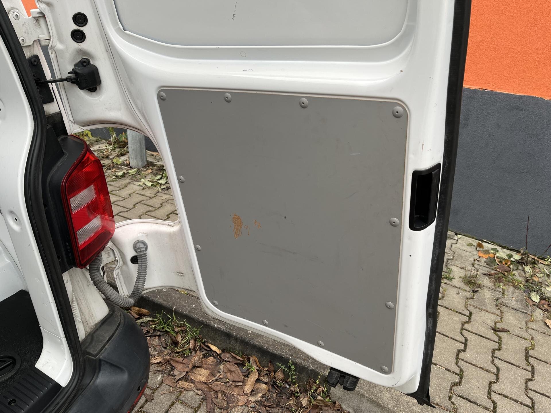 Volkswagen Transporter Kombi 2,0 l 110 kw